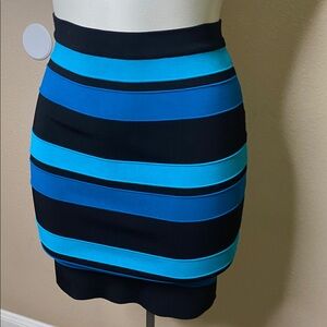 Guess Marciano stretch knit bandage teal & black mini skirt S 💙